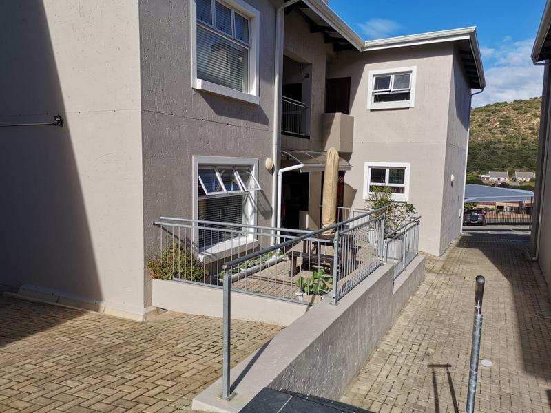 To Let 2 Bedroom Property for Rent in Island View Western Cape